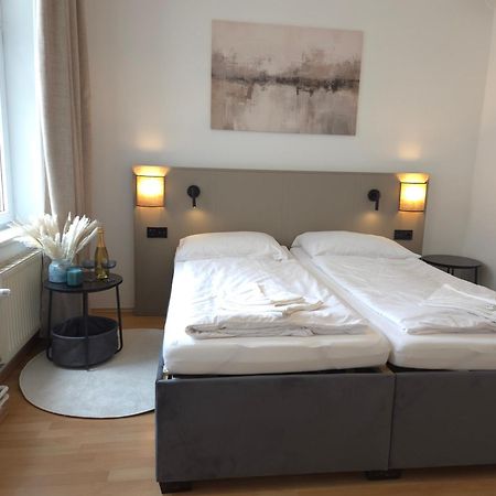 Aparthotel Amelie Wenen Buitenkant foto